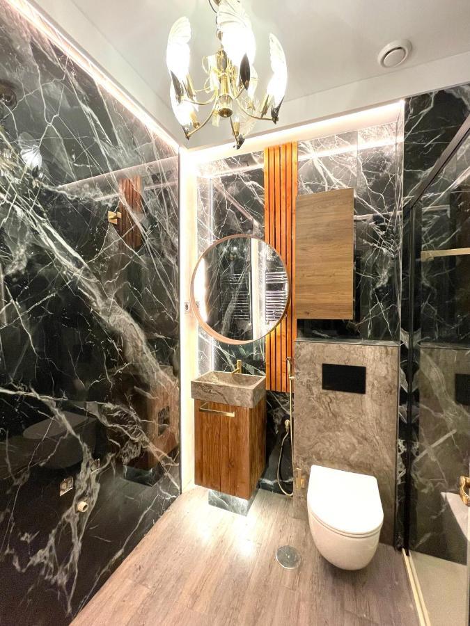 Madrid Central Gran Via Suites Bagian luar foto